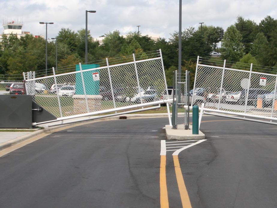 Vertical Pivot Gate Contractor in Arkansas